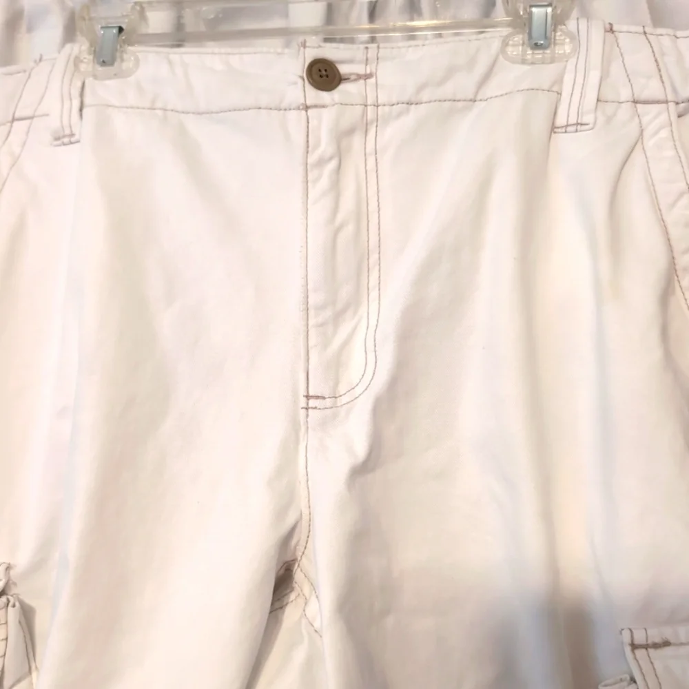 Aeropostale‎ Authentic Cargo Shorts Ivory Men's Size 38 Baggy